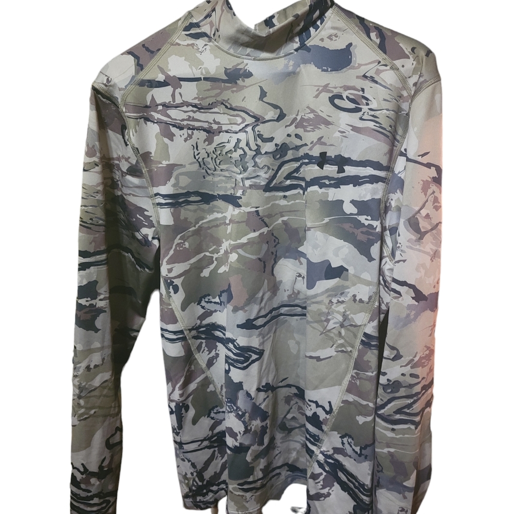 Under armour fitted mock long sleeve shirt